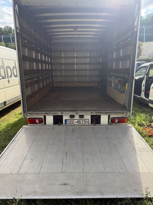 Bus kontener 8 palet z windą