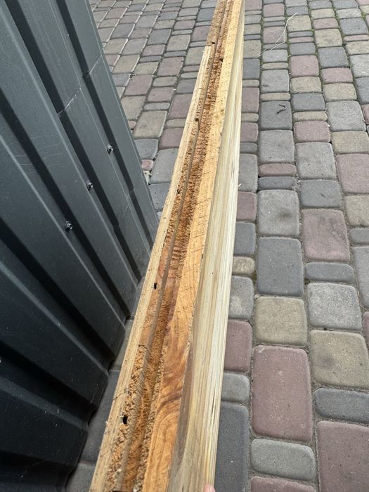 Паркет бубовий на підложці.