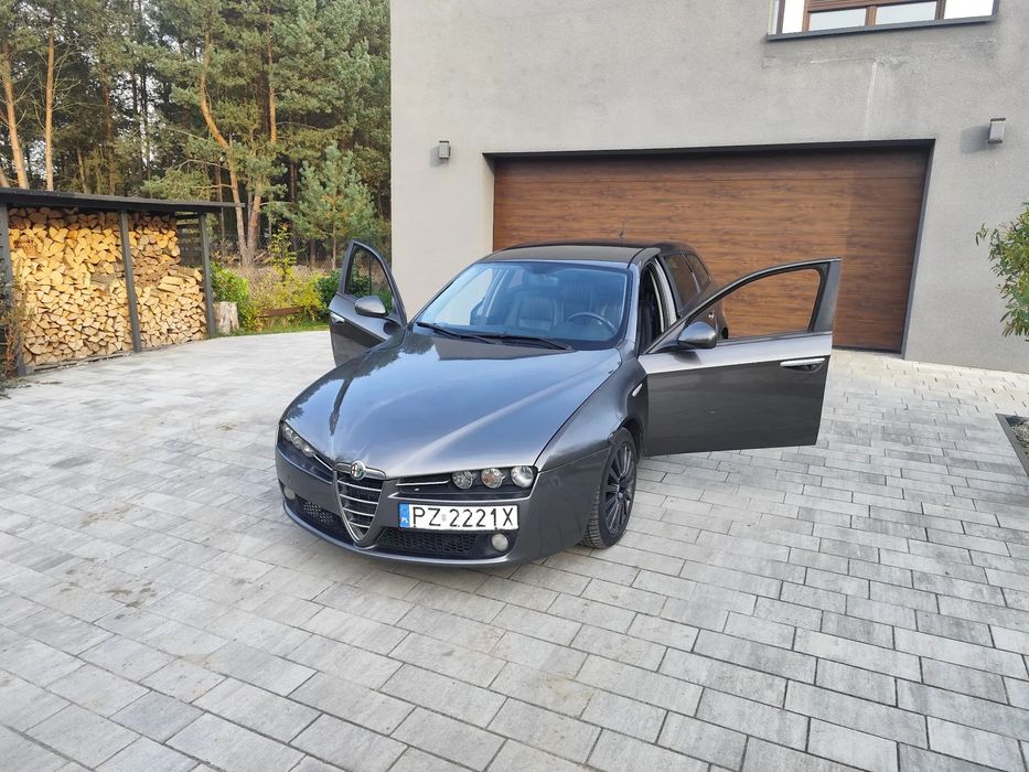 Alfa Romeo 159