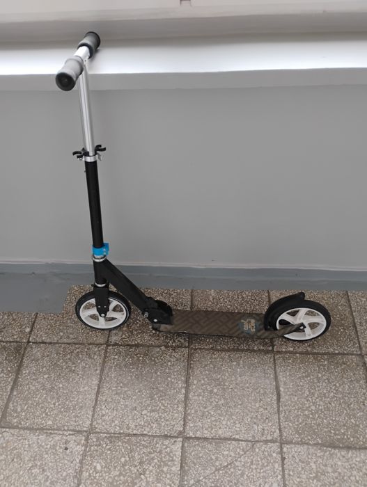 Hulajnoga na dużych kołach