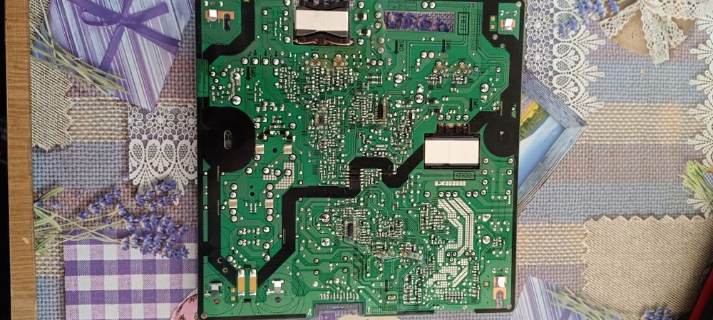 Материнская плата, блок питания телевизора Samsung UE49NU7102K