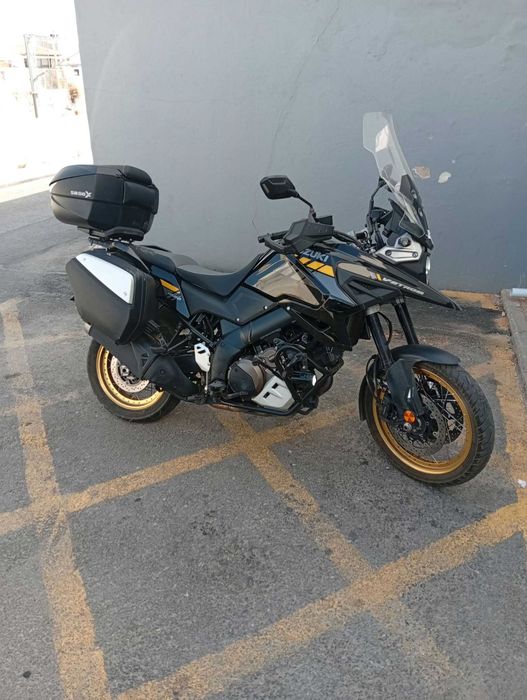 SUZUKI V-STROM 1050 | 2022 | 24.575 KM