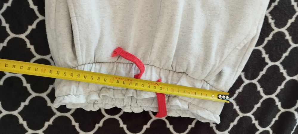 Spodnie dresowe Disney Miki roz,134 Oversize
