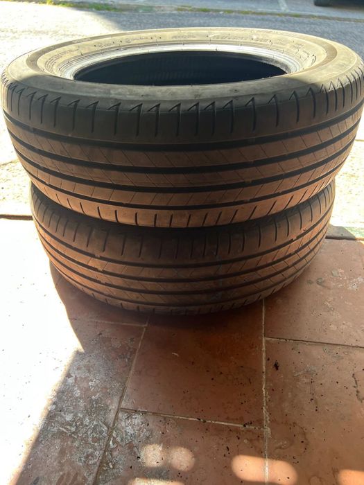 185/65/15 Bridgestone 2 pneus