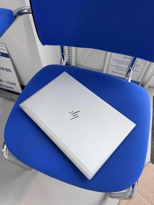 HP EliteBook 840 G7 i7-10610U / 16GB / 256GB / IPS FHD