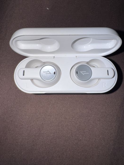 Продам бездротові навушники 1MORE