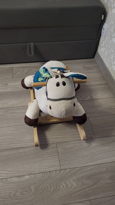 Кінь гойдалка дерев'яний  Battat