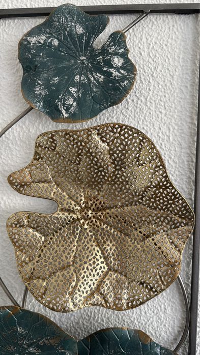Decoração de Parede em Metal - Folhas de Lótus (Azul e Dourado)