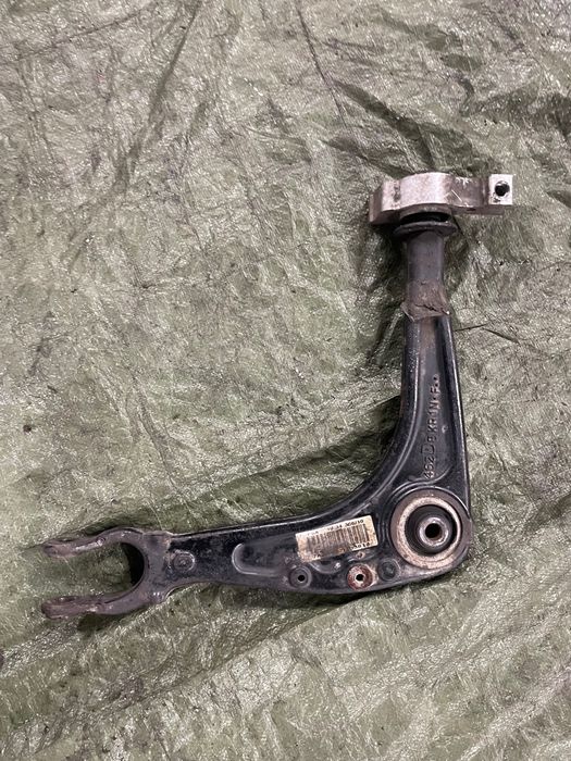 Wahacz prawy Peugeot 407