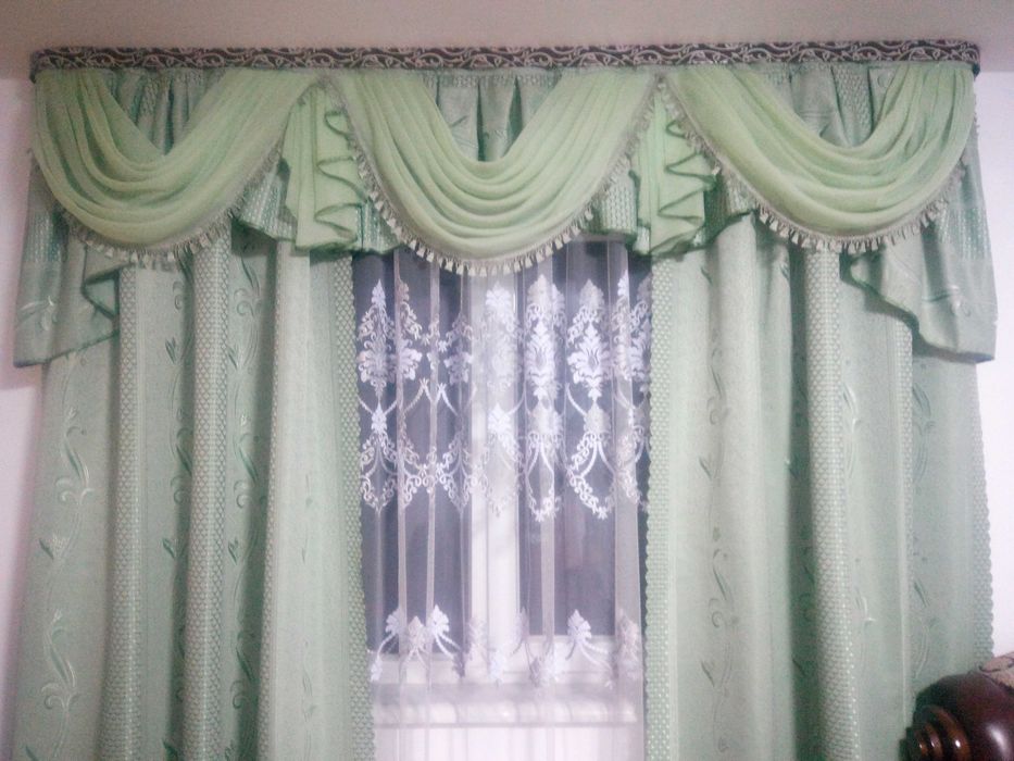 Штори світло-зелені з ламбрекеном