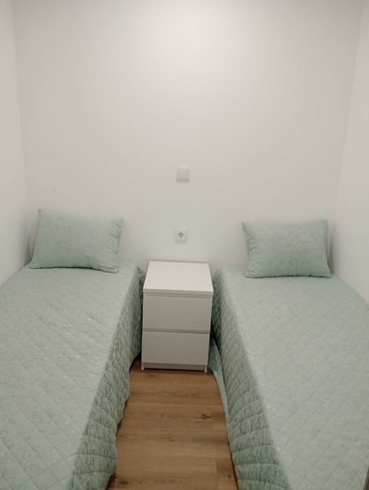 Aluga-se apartamento