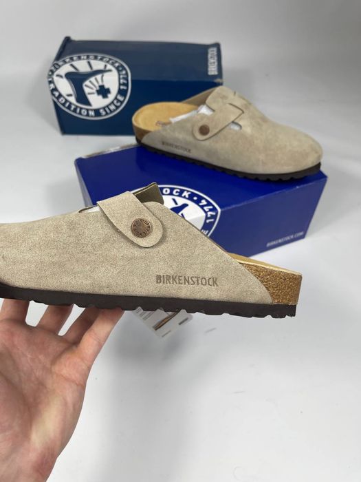 Тапочки Birkenstock Boston beige шльопанці биркенсток тапочки