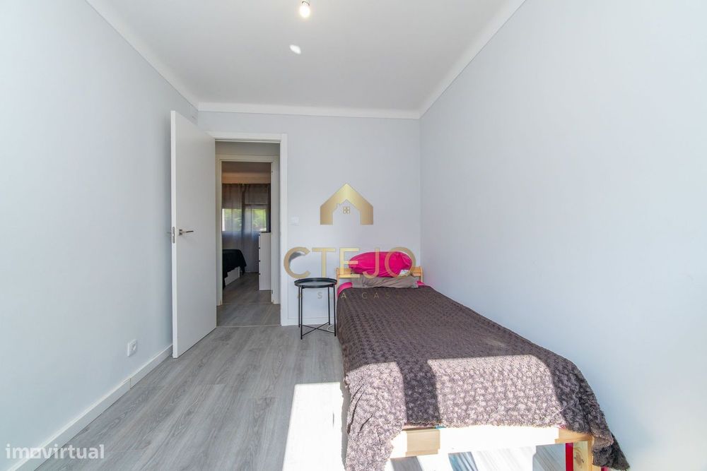 Apartamento T3 C/Arrecadação - Olivais Sul