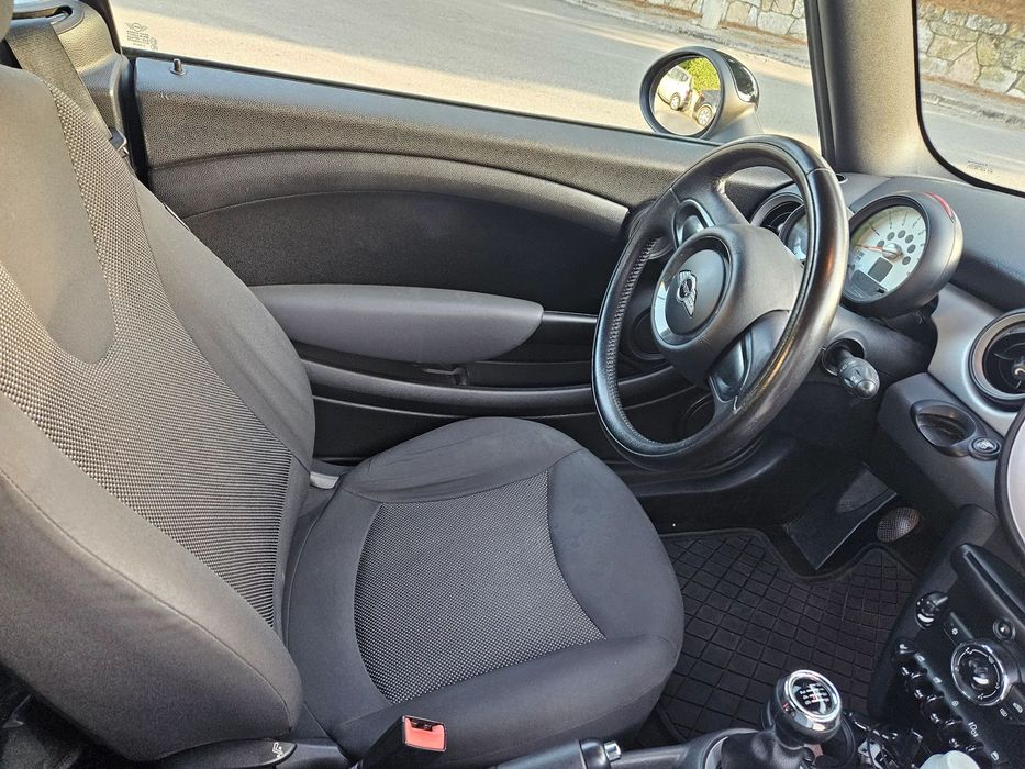 MINI Cabrio One528942659085291524