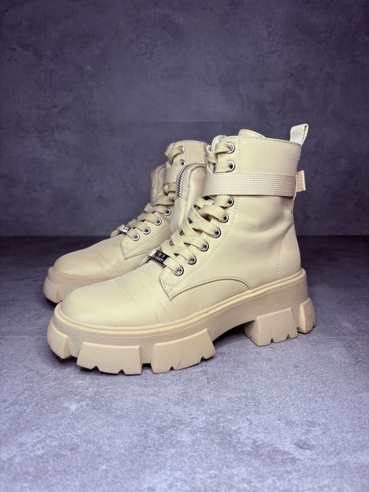 Steve Madden Tanker-P botki workery z kieszonkami beżowe