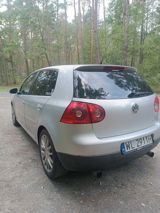 Volkswagen Golf 5 2.0tdi 170 koni