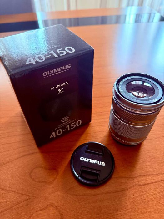 Máquina Fotográfica Olympus OM-D E-M10 Mark IV + 2 Lentes + Acessórios