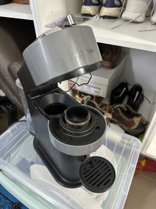 Máquina Nespresso Vertuo Next