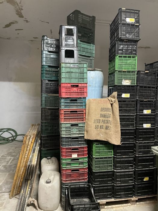 Caixas plasticas grandes ( Baú )