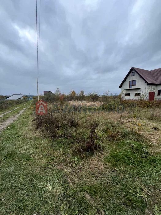 Продаж ділянки в с. Скобичівка