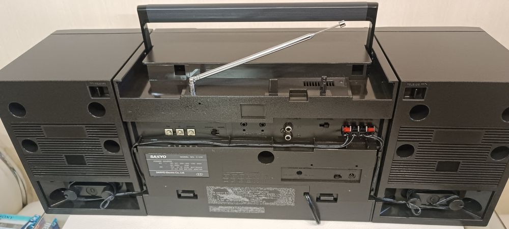 Магнитола Sanyo C-33k
