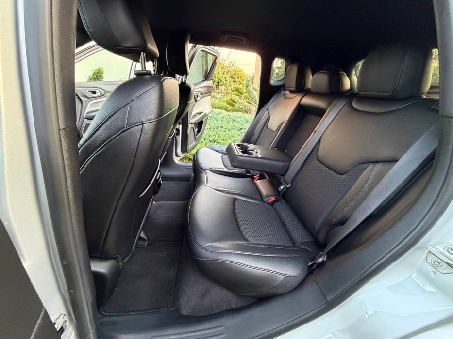Продам Jeep Compass