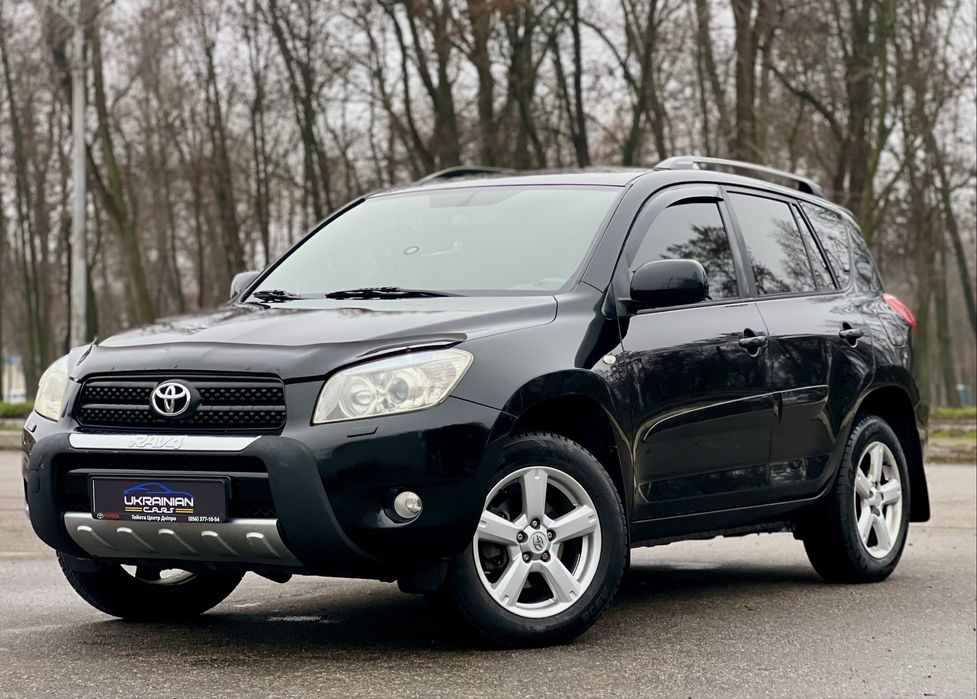 Toyota Rav4 2006 года
