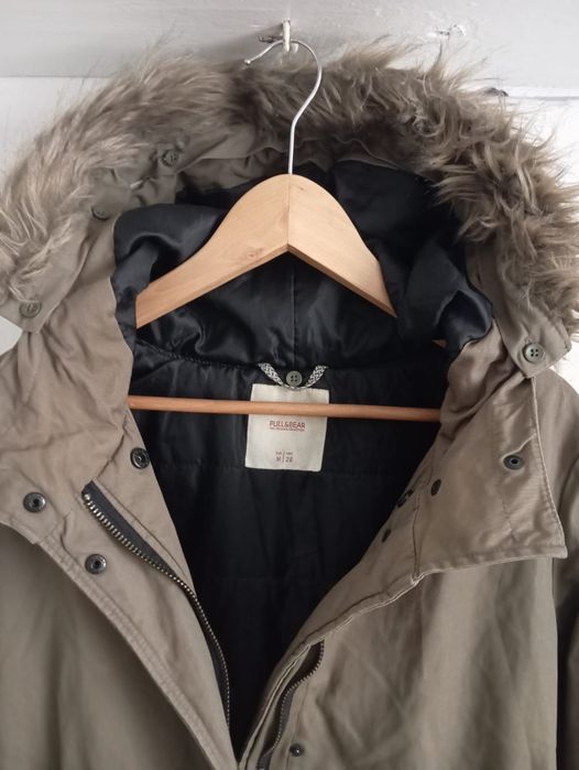 kurtka damska zimowa parka marki Pull&Bear r. M-L
