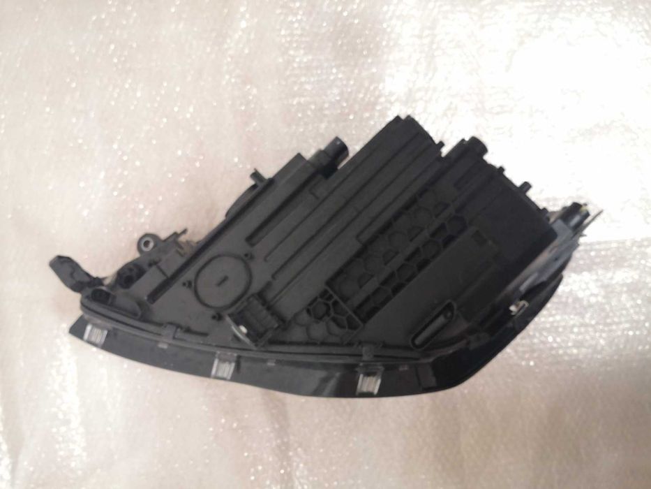Farol Ótica Direita VW Tiguan III  571941036C