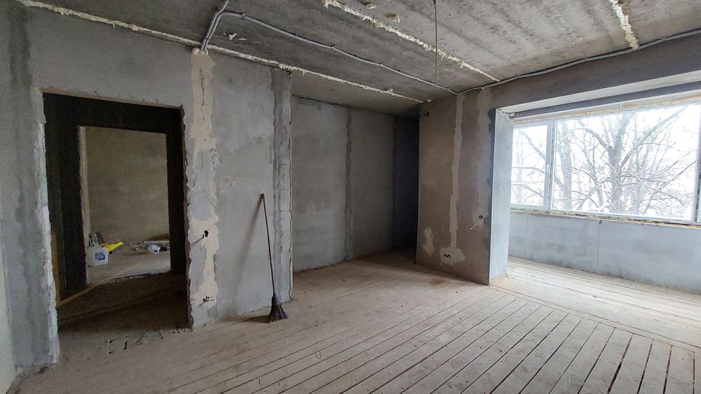Продам 3-кімнатну квартиру. Вул Київська,6а.