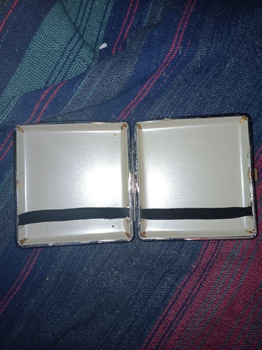 Caixa para cigarros de metal UK