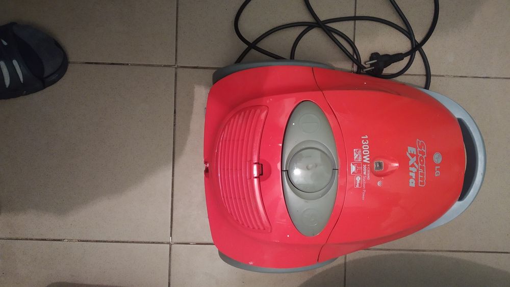 Продам пылесос Storm Extra 1300 w