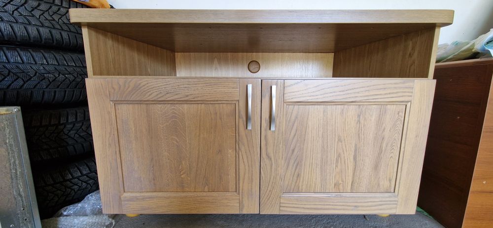 Szafka RTV pod telewizor