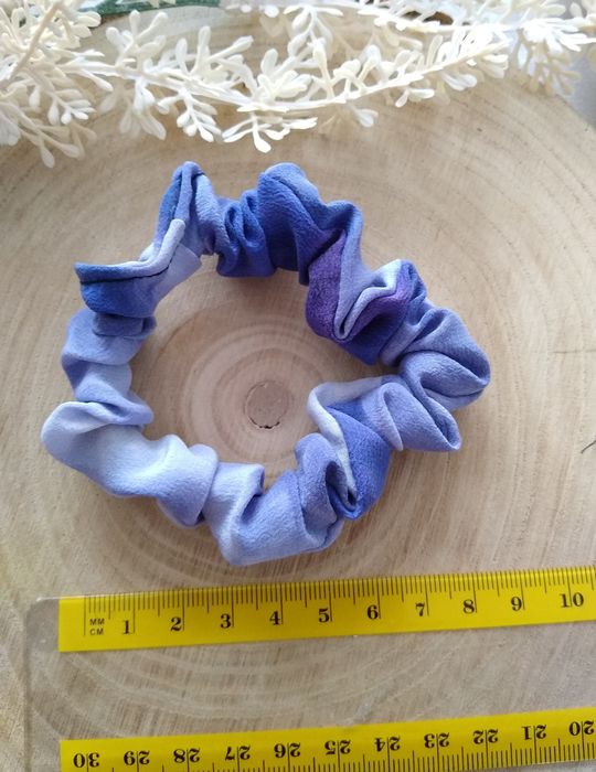 Jedwabna gumka scrunchie
