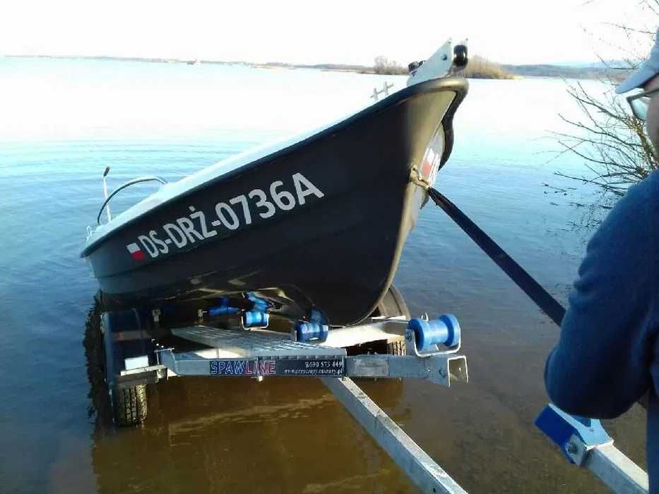 Przyczepa pod łodziowa uchylna do łodzi łódki do 4m Spawline producent