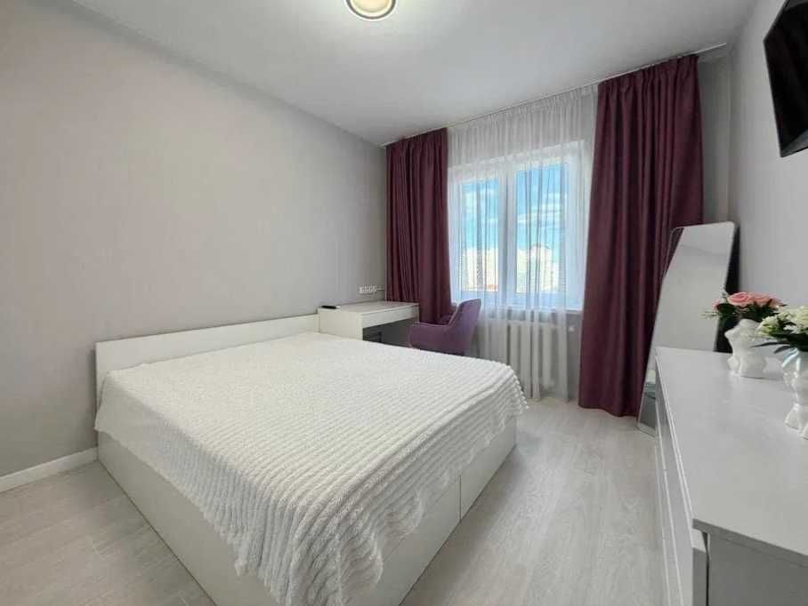 Затишна квартира поруч із метро Позняки, є ГЕНЕРАТОР