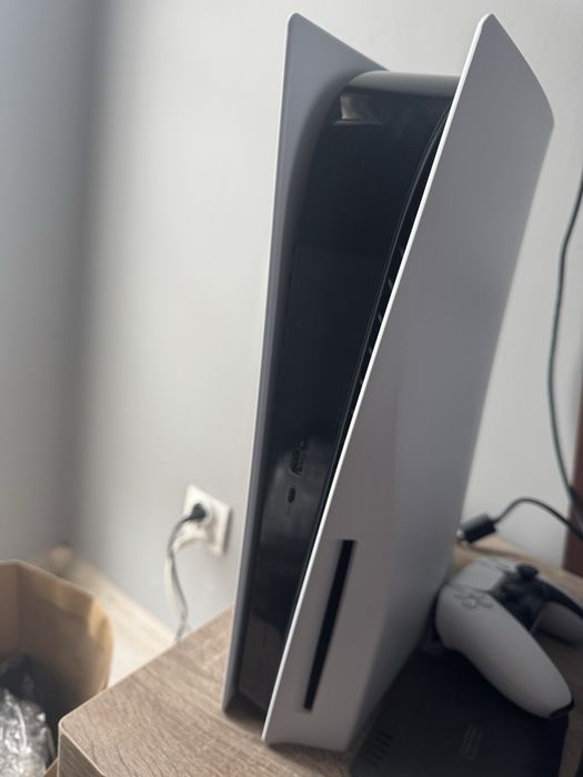 PS5 z napędem + pad
