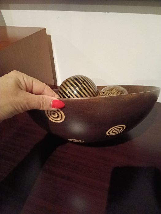 Tascas decorativas,feitas de pau santo travadas á mão