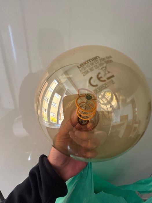 CANDEEIRO DE TETO COM SEIS LÂMPADAS