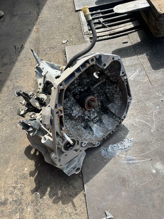 Skrzynia biegów manualna Renault Clio IV 4 1.5 dCi 90 km JR5 335