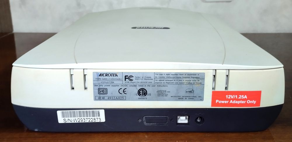 Сканер Microtek Scanmaker 3830