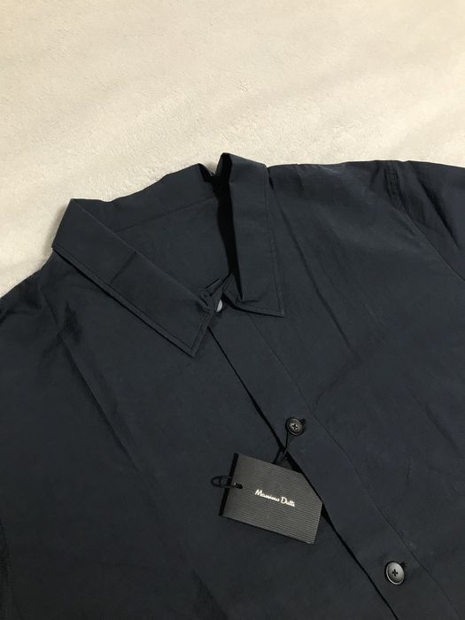 Продам чоловічу сорочку Massimo Dutti