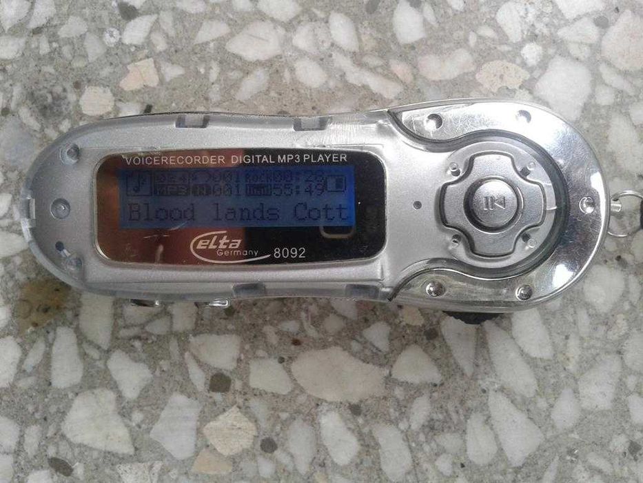 Odtwarzacz mp3 -Elta Germany 8092 - 4 GB