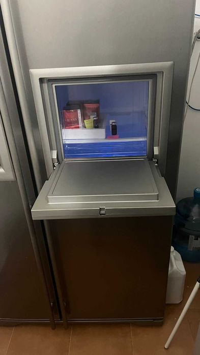 Frigorífico Americano Beko (pouco uso, quase novo)