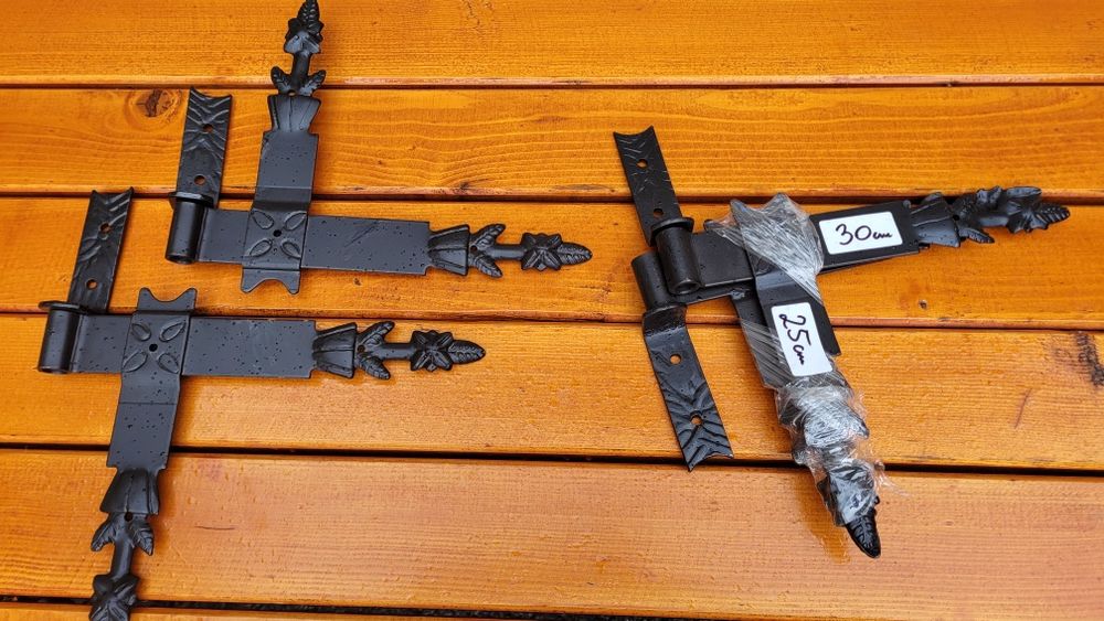 Piękny Retro KUTY ZAWIAS KĄTOWY  300 OKIENNICOWY komp 2 SZT+haki !