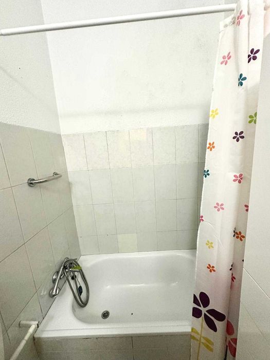 arrendamento de apartamento exclusivamente a professora