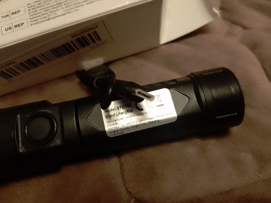 LED Ліхтарик STD702