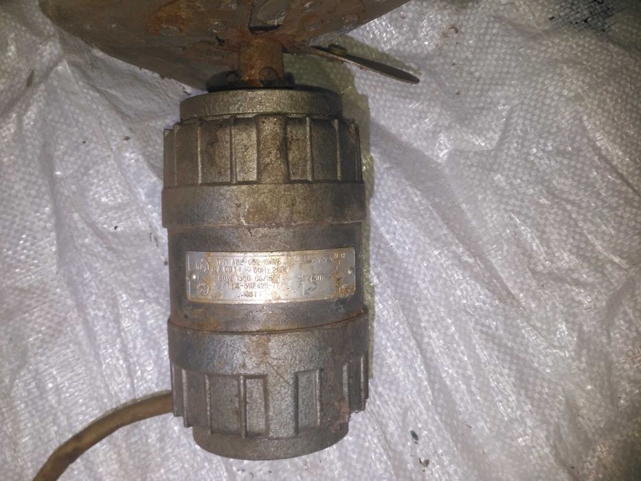 Электродвигатель тип АВЕ 052.