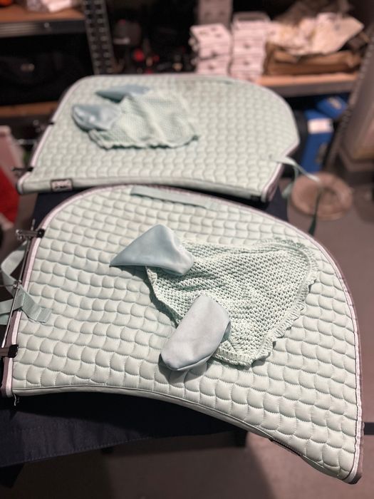 Czaprak skokowy seledynowy .. dwa kształty i rozmiary