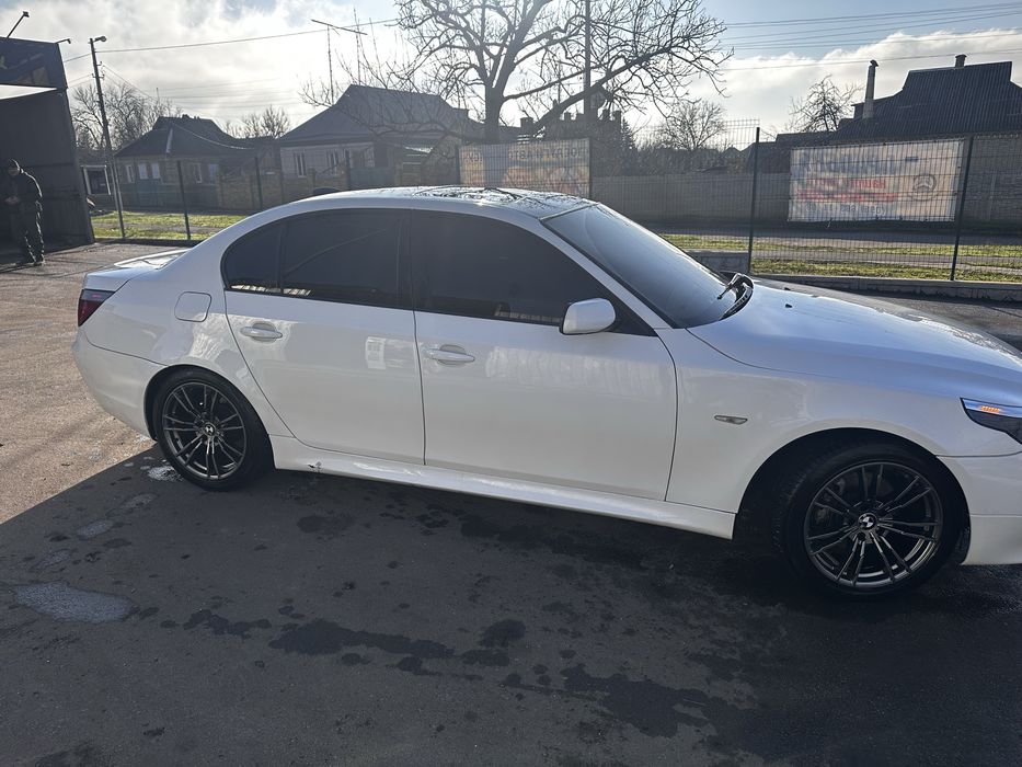 BMW 535xi 300 к.с.